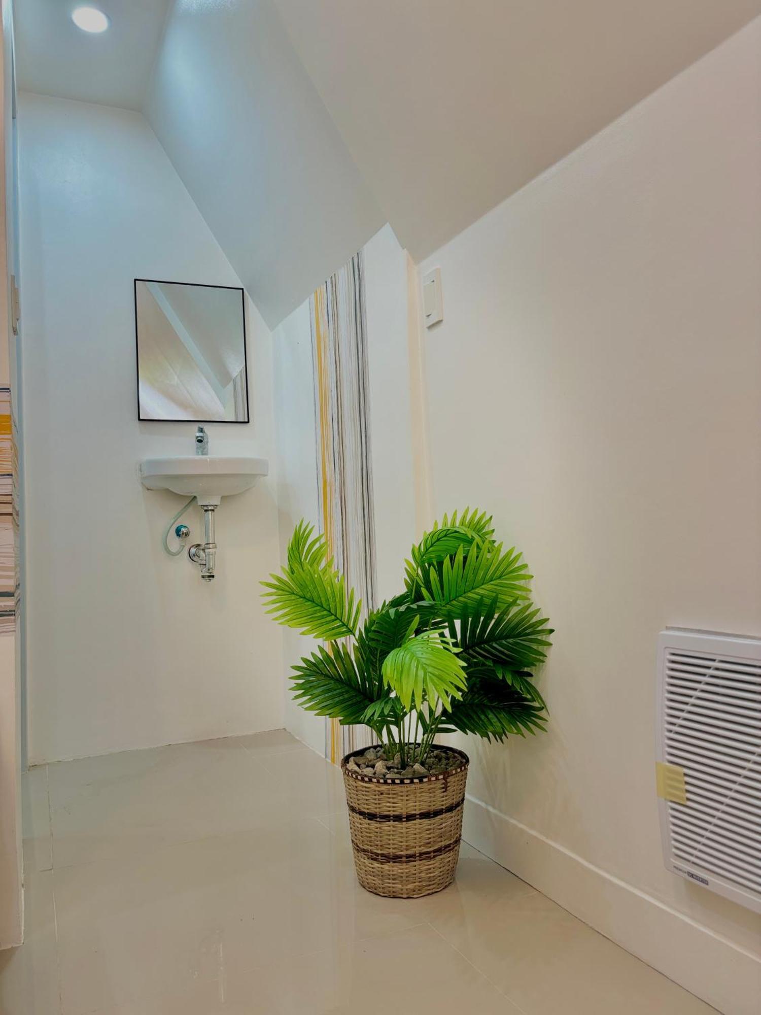 Villa Lovi Panagsama Beach موالبوال المظهر الخارجي الصورة